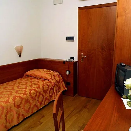 La Hotel