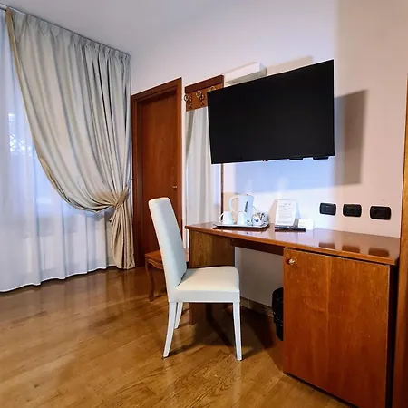 La Hotel
