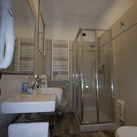 La Hotel 3*