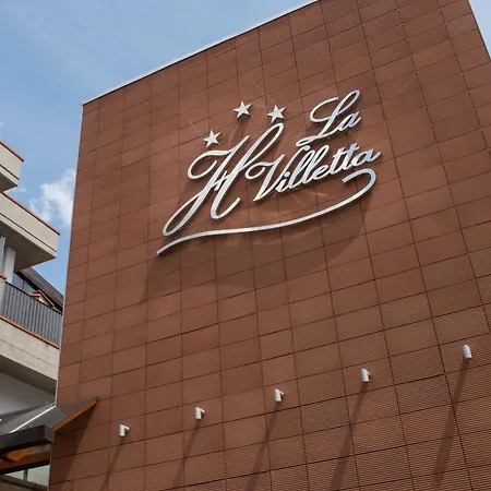 Hotel La 3*