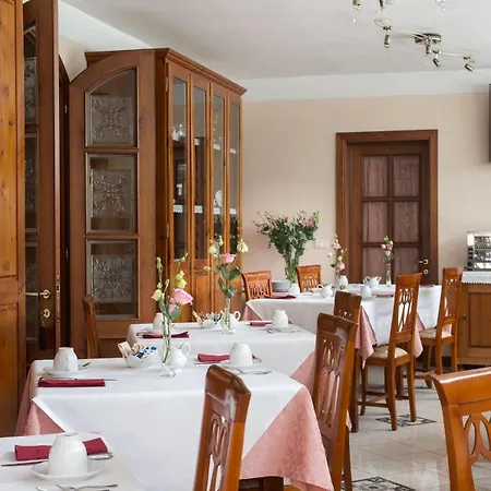 La Hotel 3*