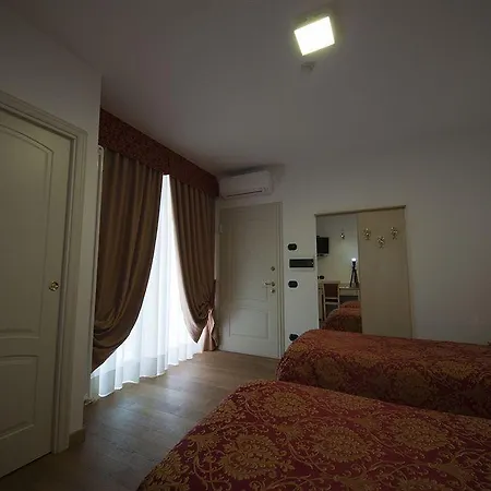 Hotel La 3*