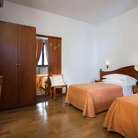Hotel La 3*