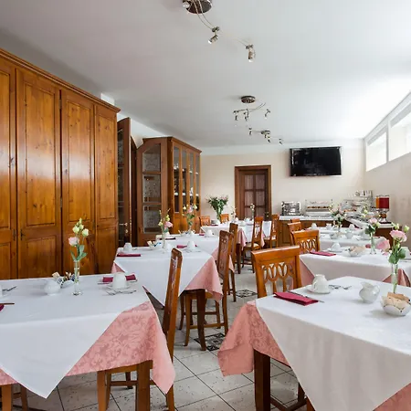 Hotel La 3*