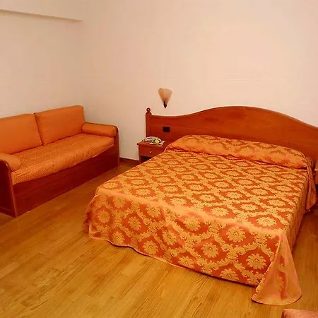 La Hotel